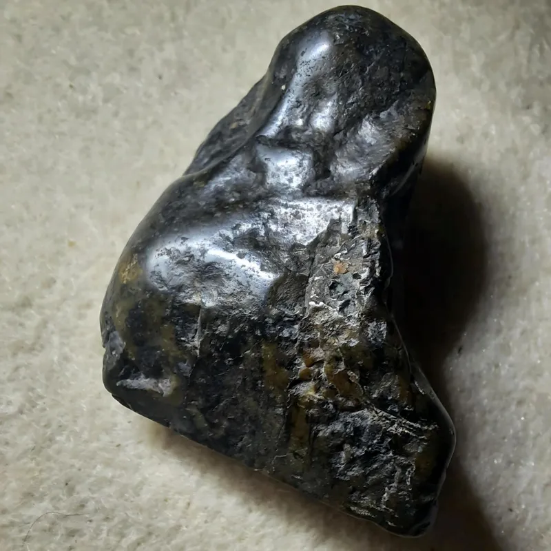 شهاب سنگ کندریتی، توضیحات کامل در پایین صفحه