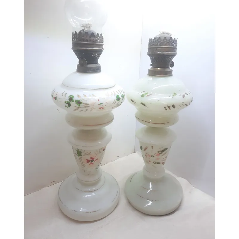 دو عدد چراغ بارفتن روسی قجری، ابعاد در توضیحات