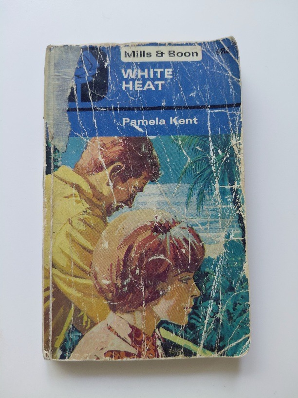 رمان وینتج اورجینال White Heat