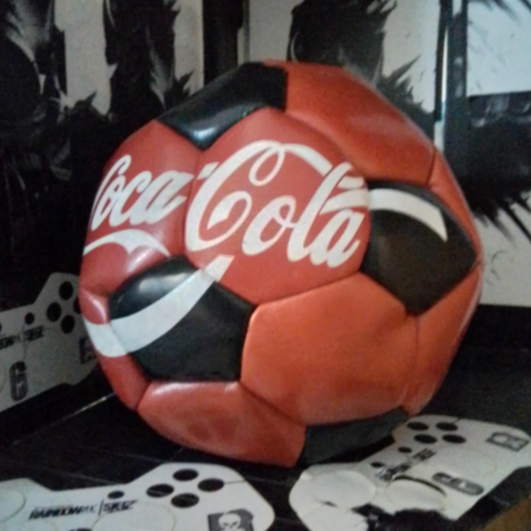 توپ فوتبال فوتسال و ...خارجی کوکا کولا COCA-COLA