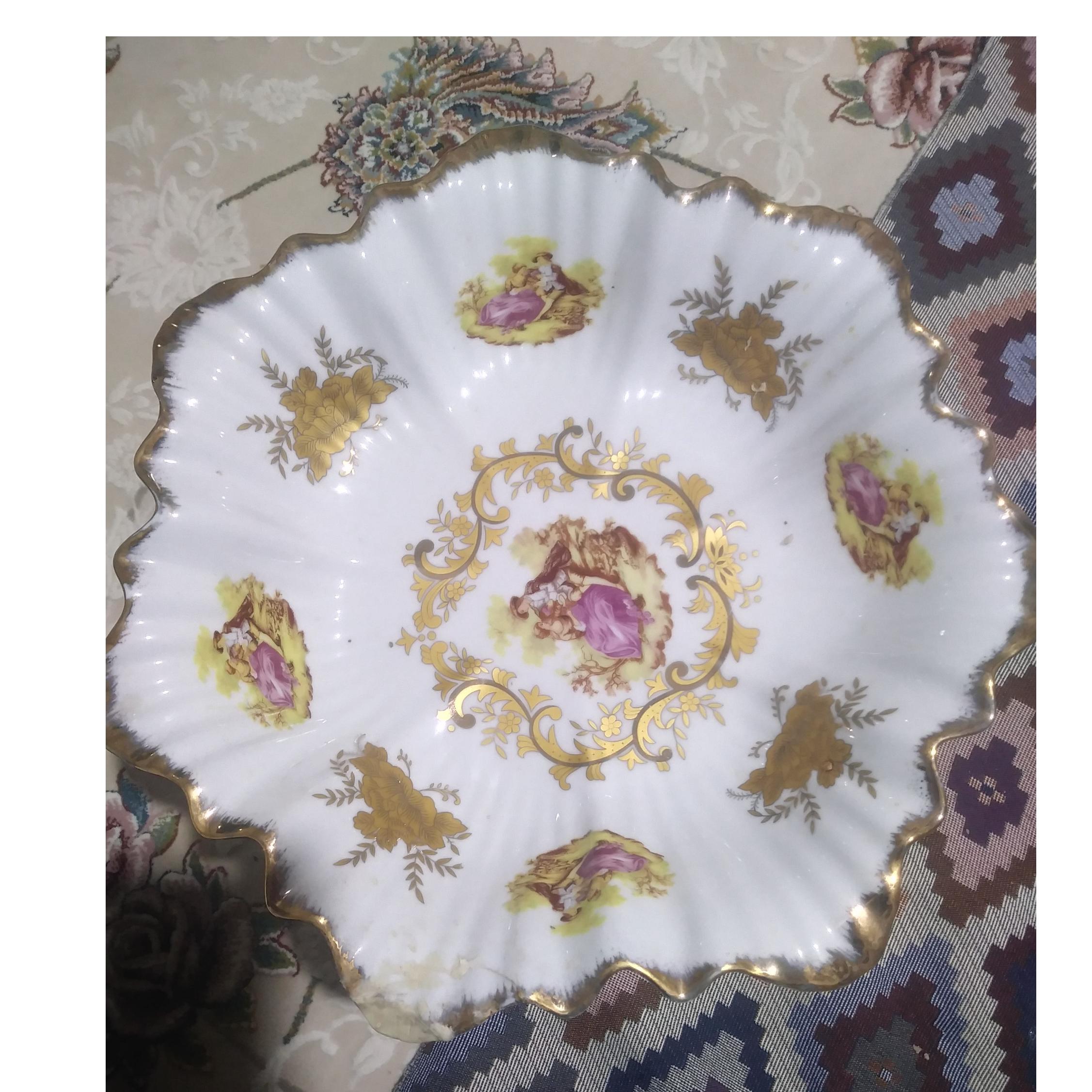 میوه خوری پایه دار چینی