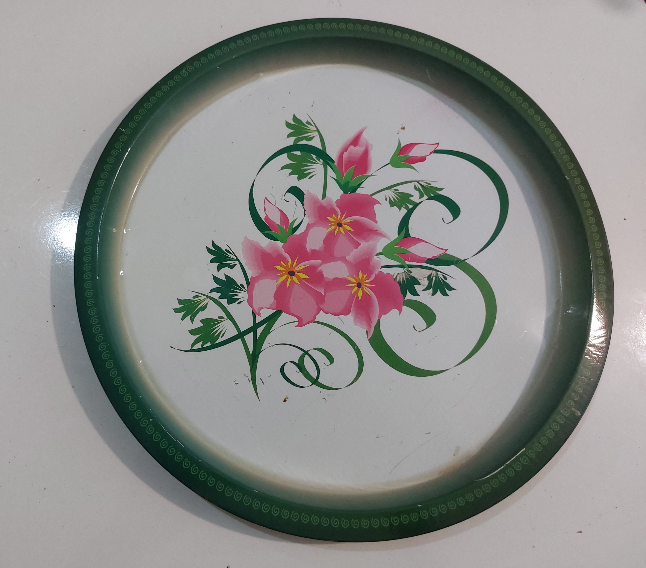 سینی قدیمی با طرح گل