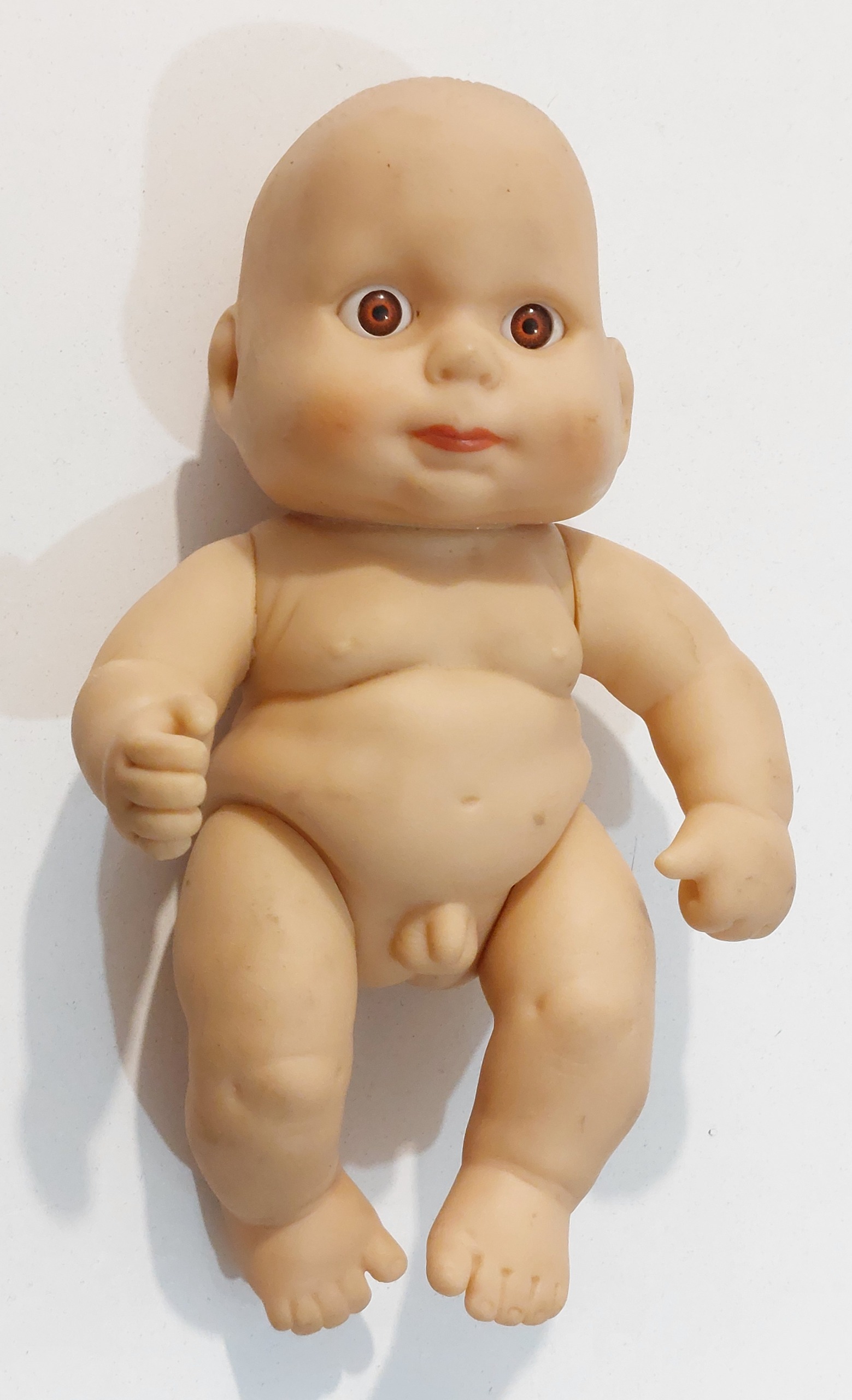 عروسک پسر دوست داشتنی