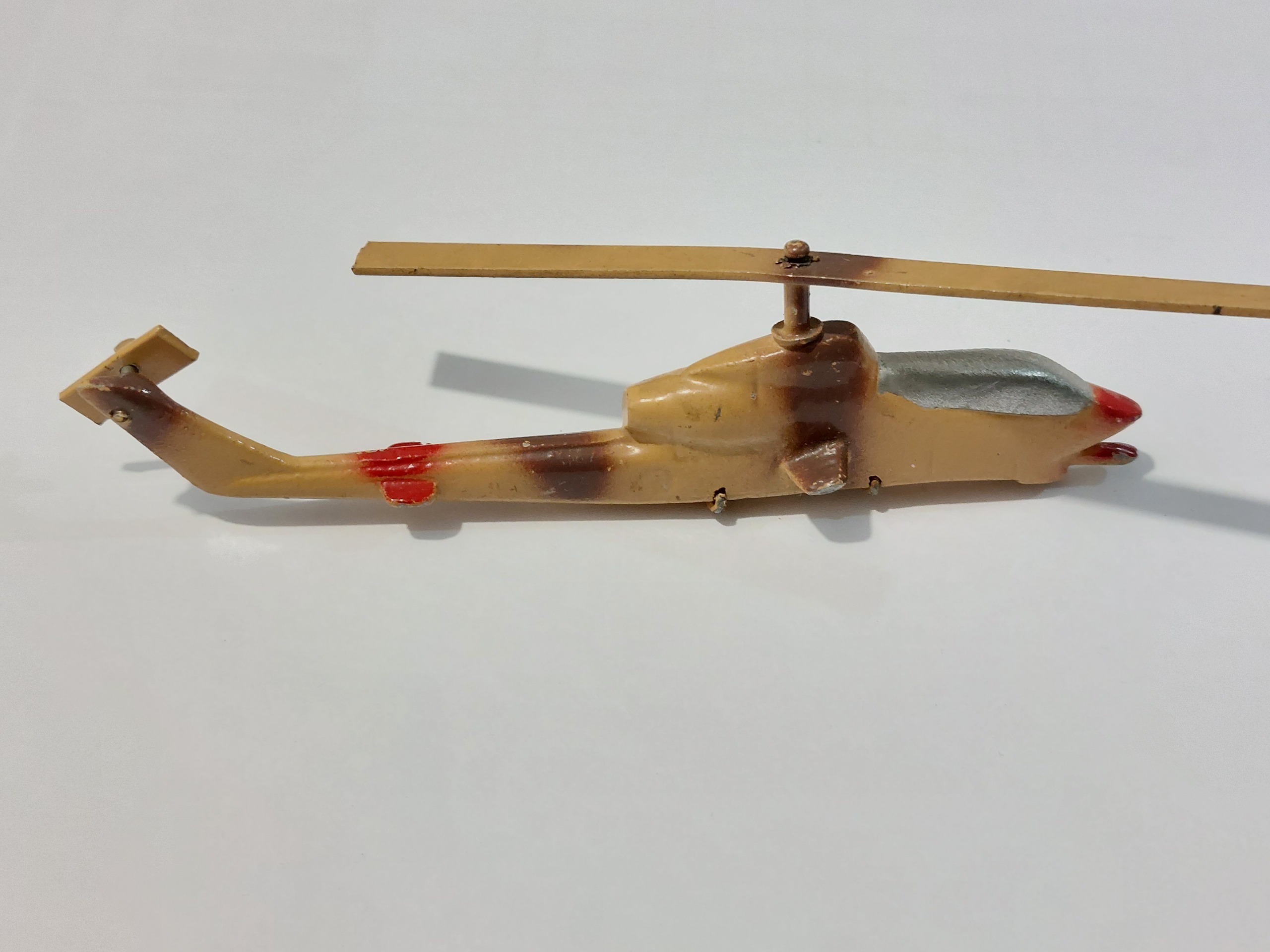 ماکت هلیکوپتر مدل کبری