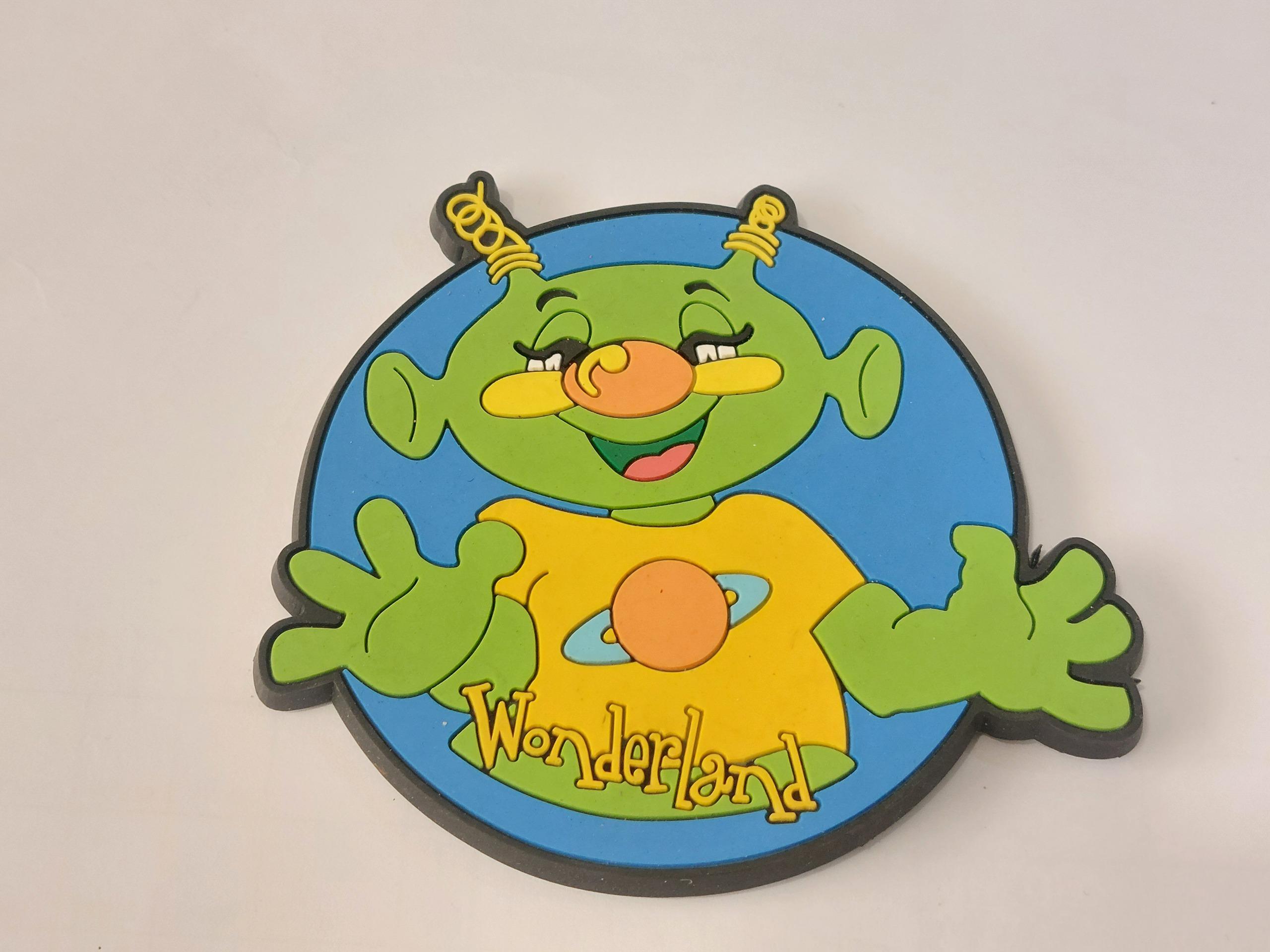 نشان آدم فضایی