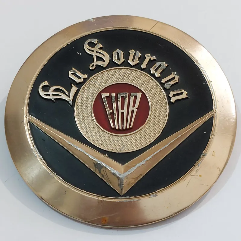 آرم ماشین فیات