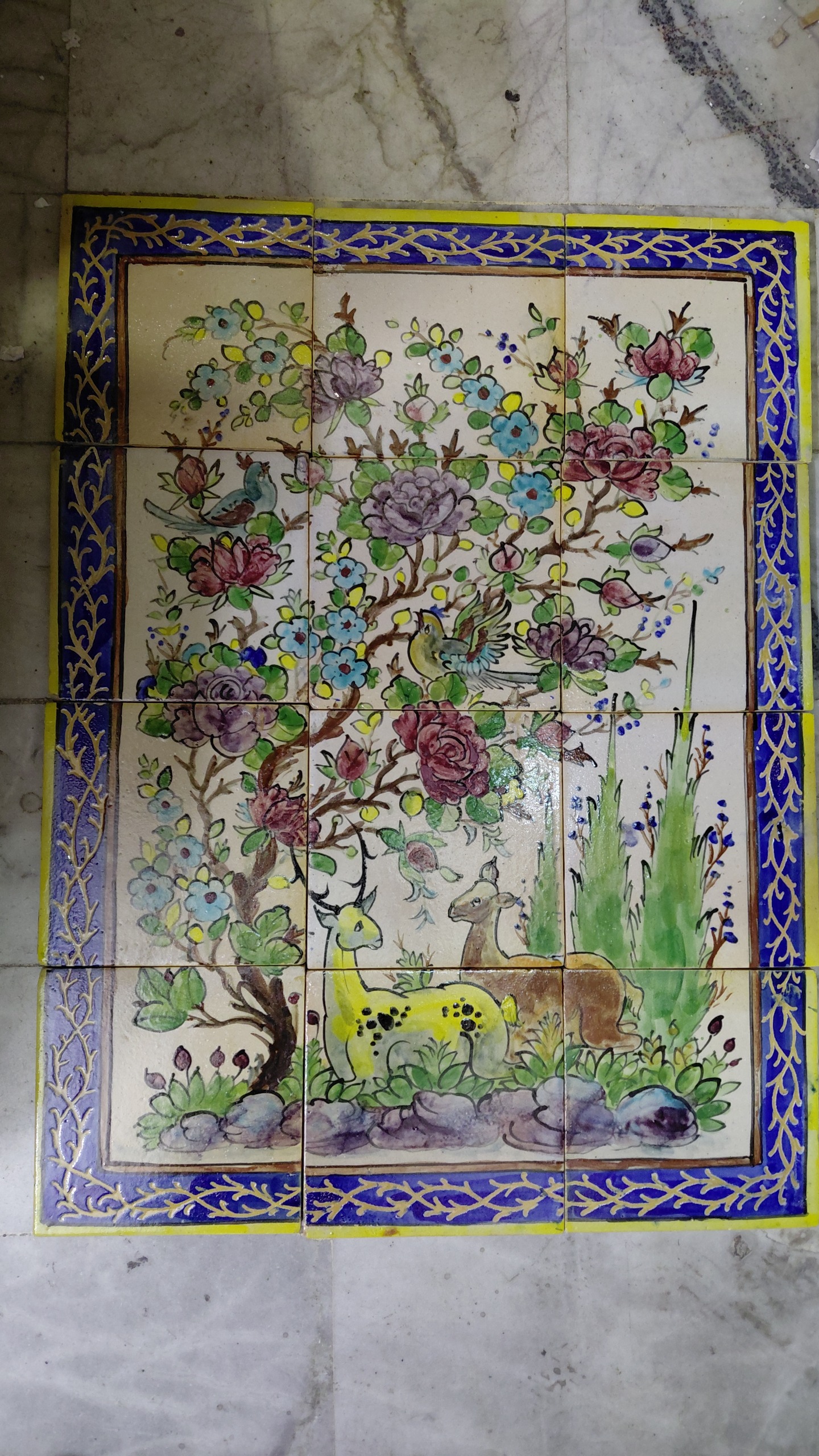 کاشی چند تیکه