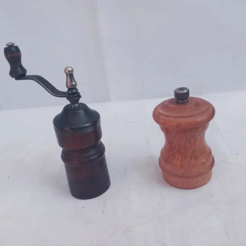 آسیاب ادویه دستی