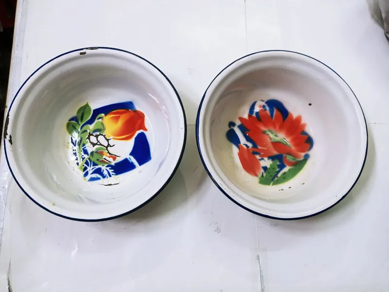 کاسه فلزی لعابی