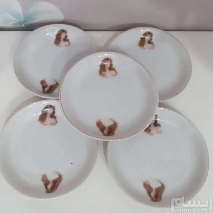 نعلبکی چینی قدیمی