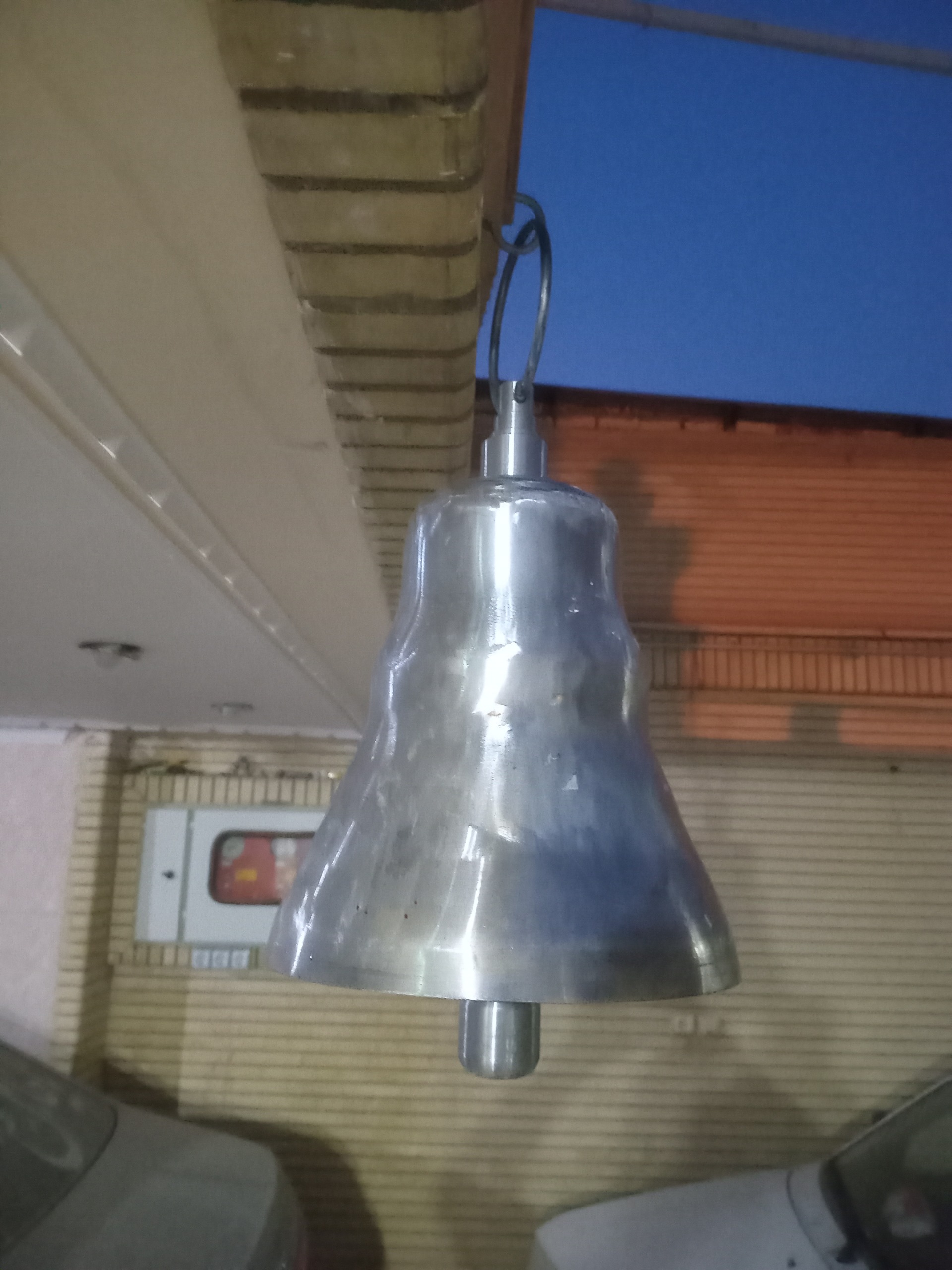 زنگ ناقوس فولادی