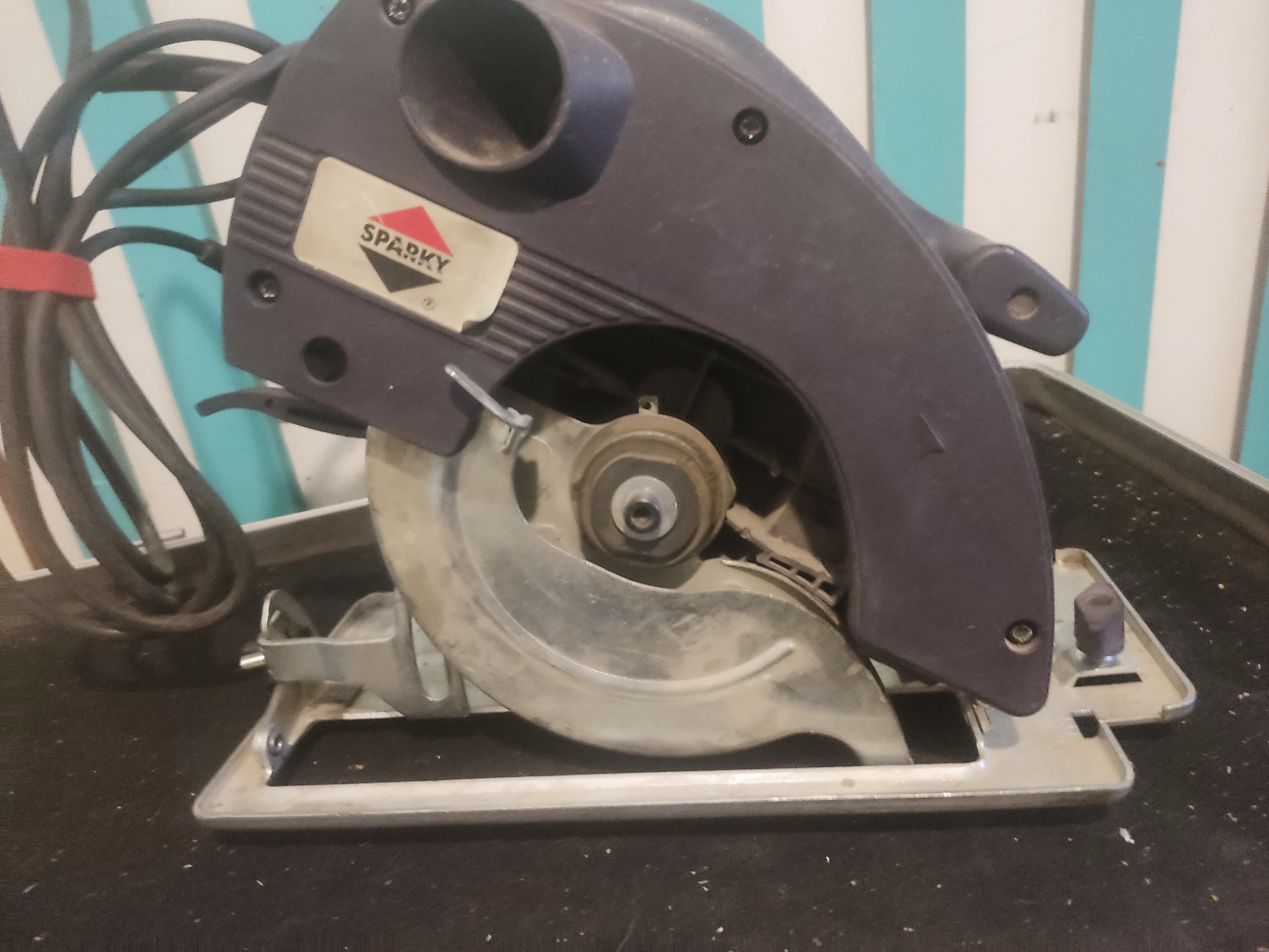 اره دیسکی ،.گردبر . Sparky اسپارکی اصل بلغارستان