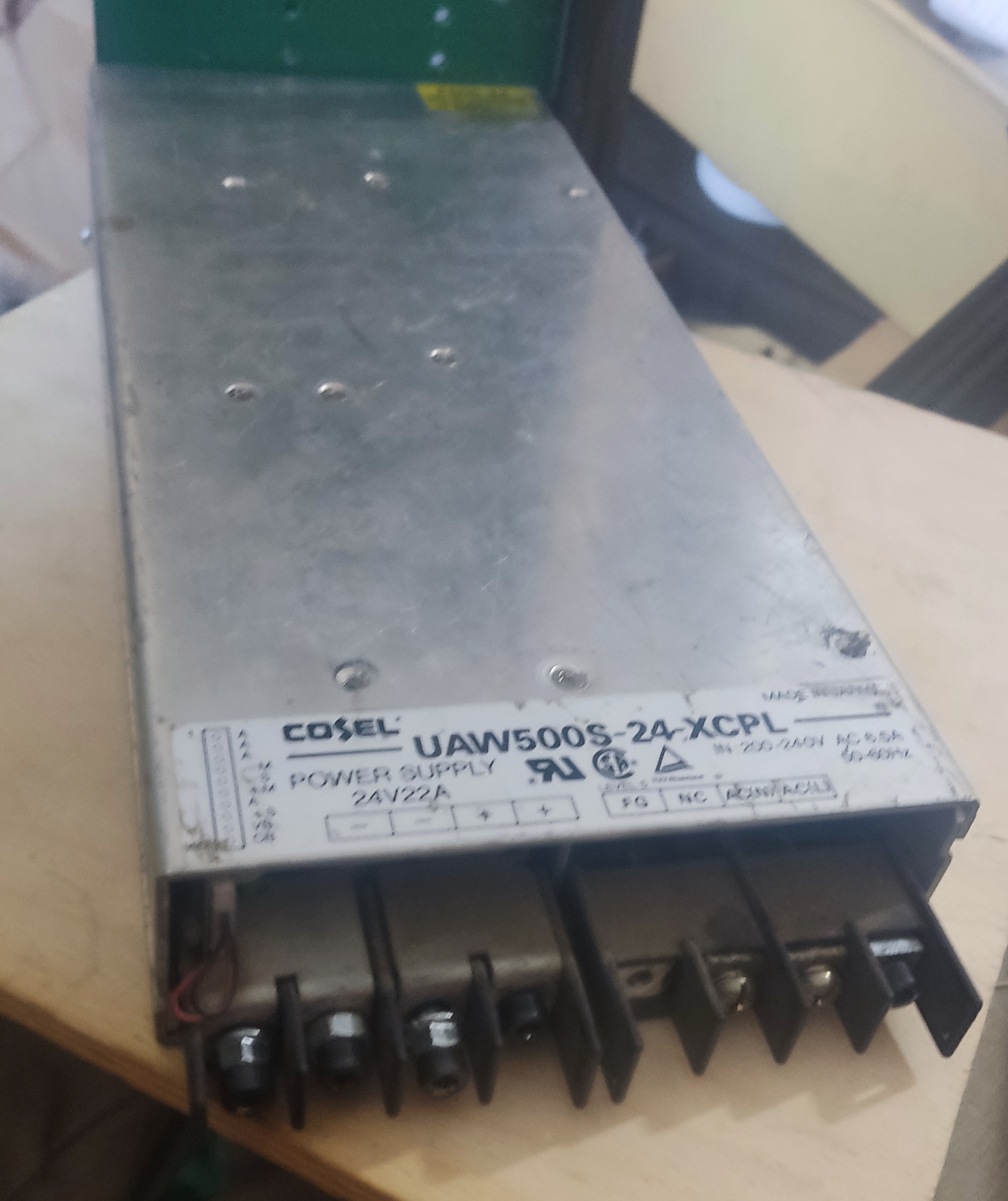 منبع تغذیه حرفه ای 24ولت 22آمپر ژاپنی cosel