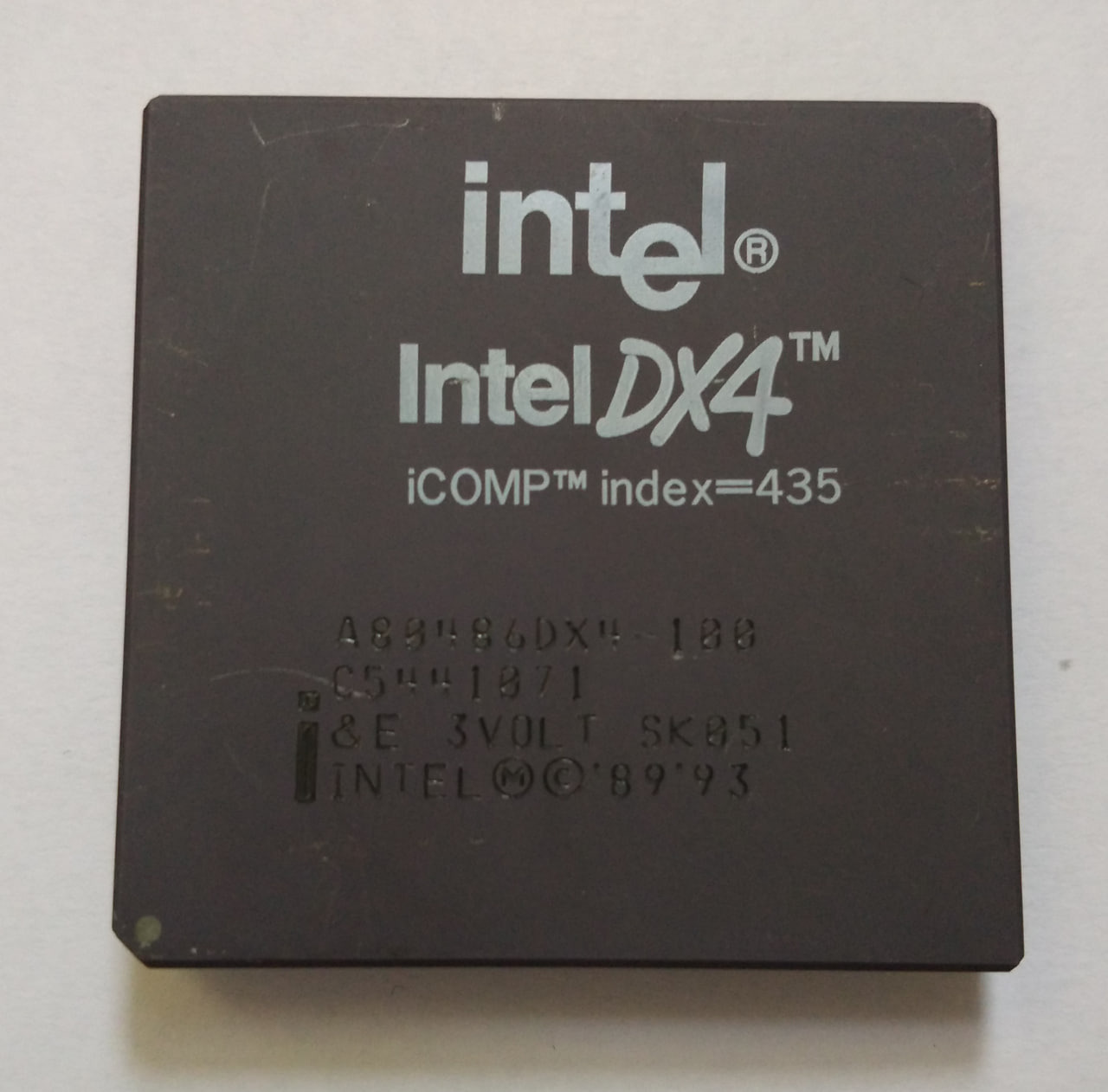 cpu قدیمی اینتل 486DX4 کف طلا