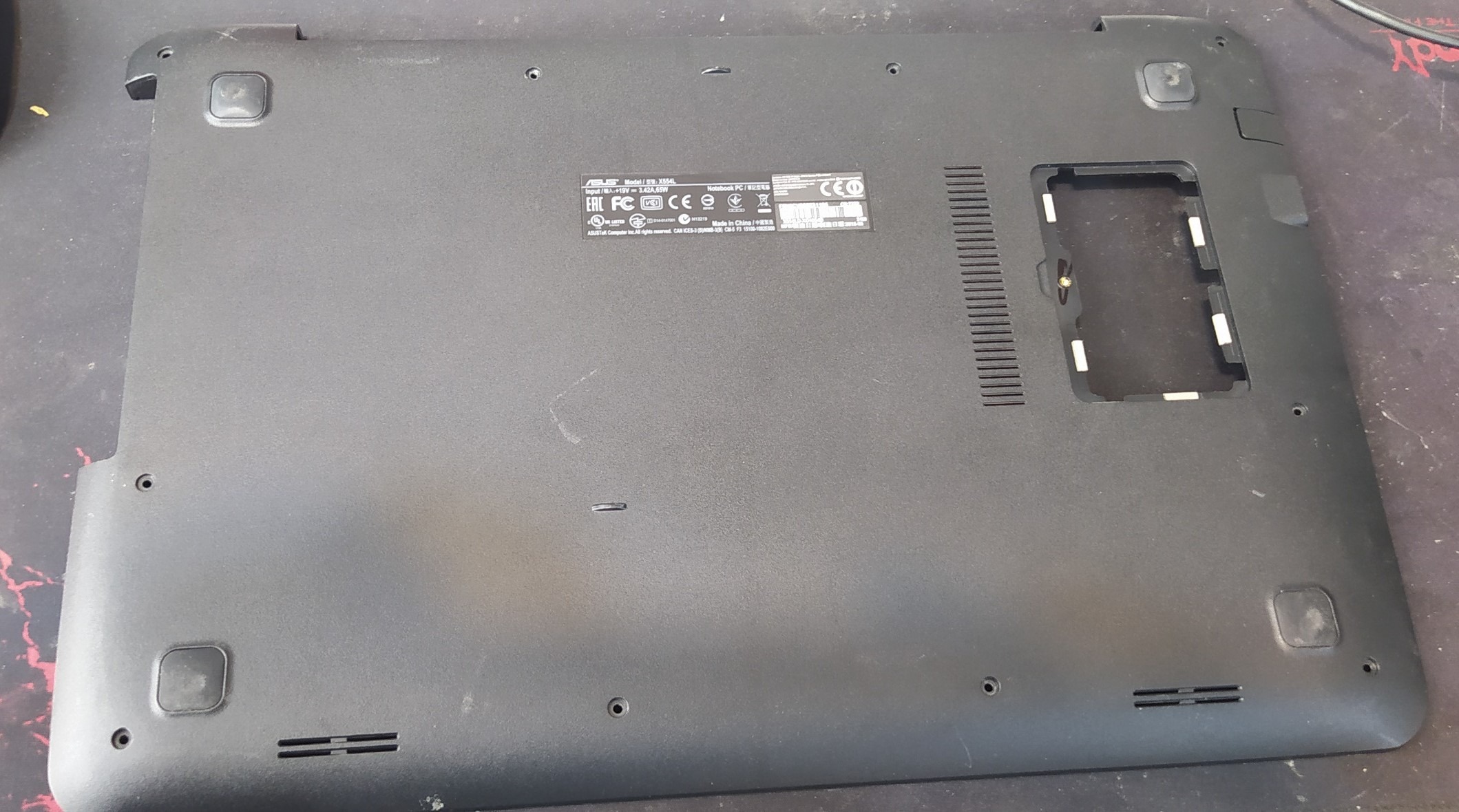 قاب d asus x554