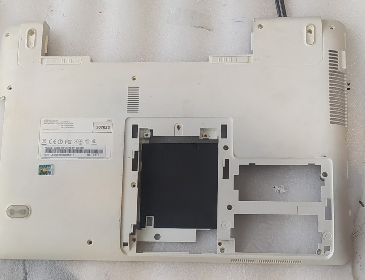 قاب کف samsung np270e