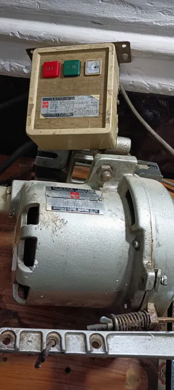 دینام چرخ سردوز