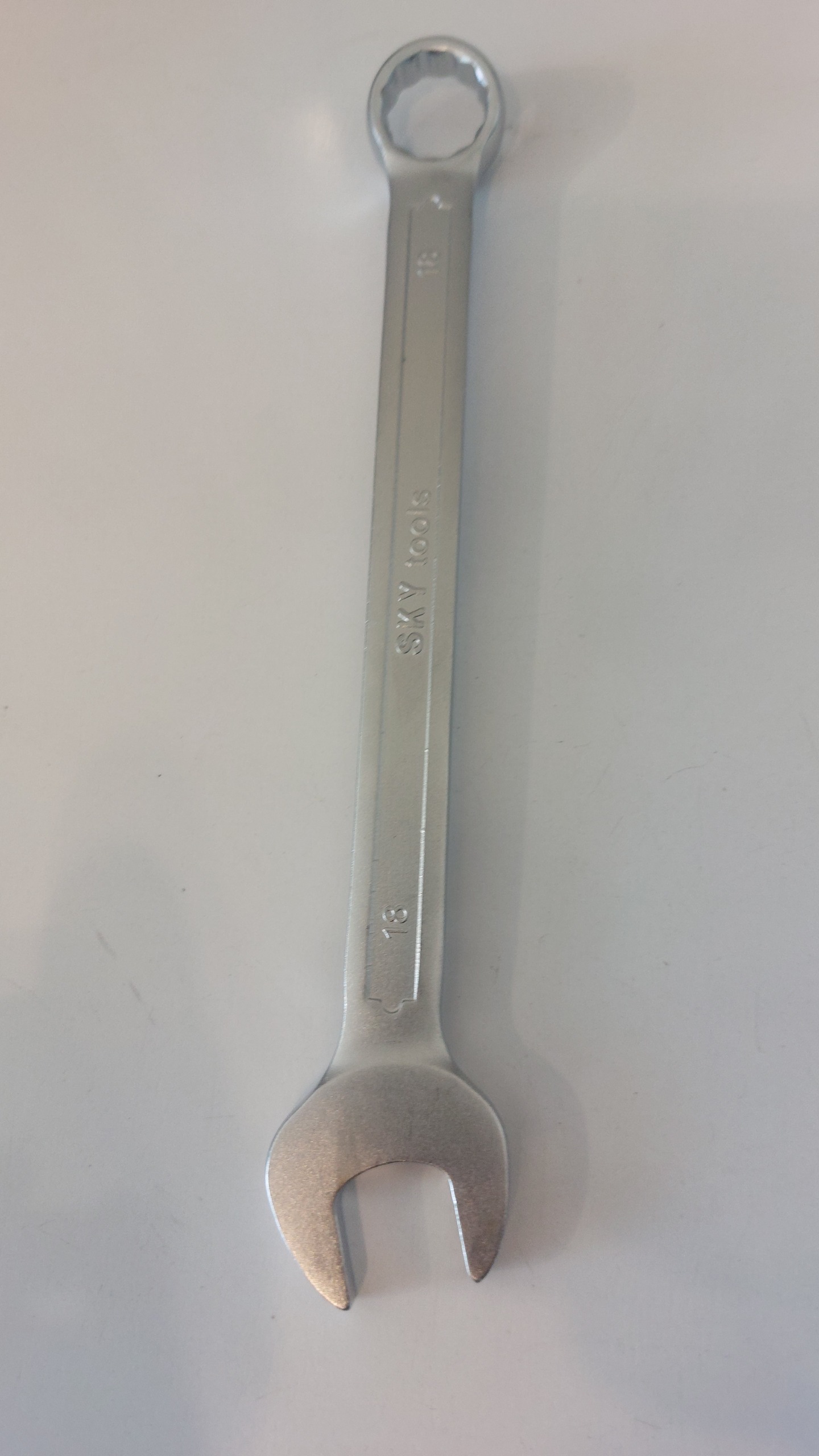 آچار یکسر تخت و یک سر رینگی اسکای تولز سایز 18