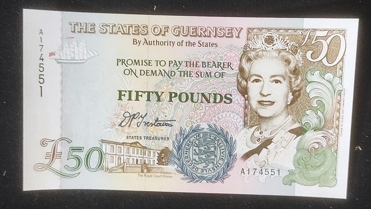 تک بانکی 50 پوند گرونزی با فولدر