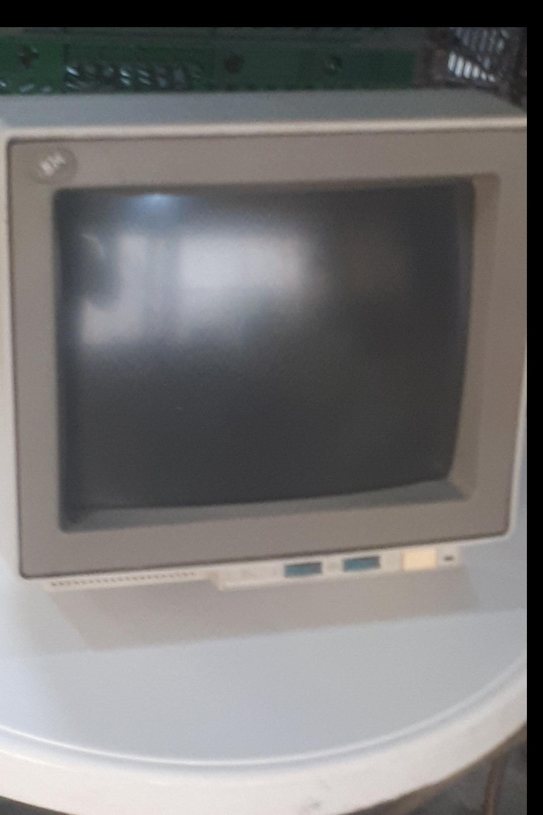 مانیتور 14 اینچ کلکسیونی IBM