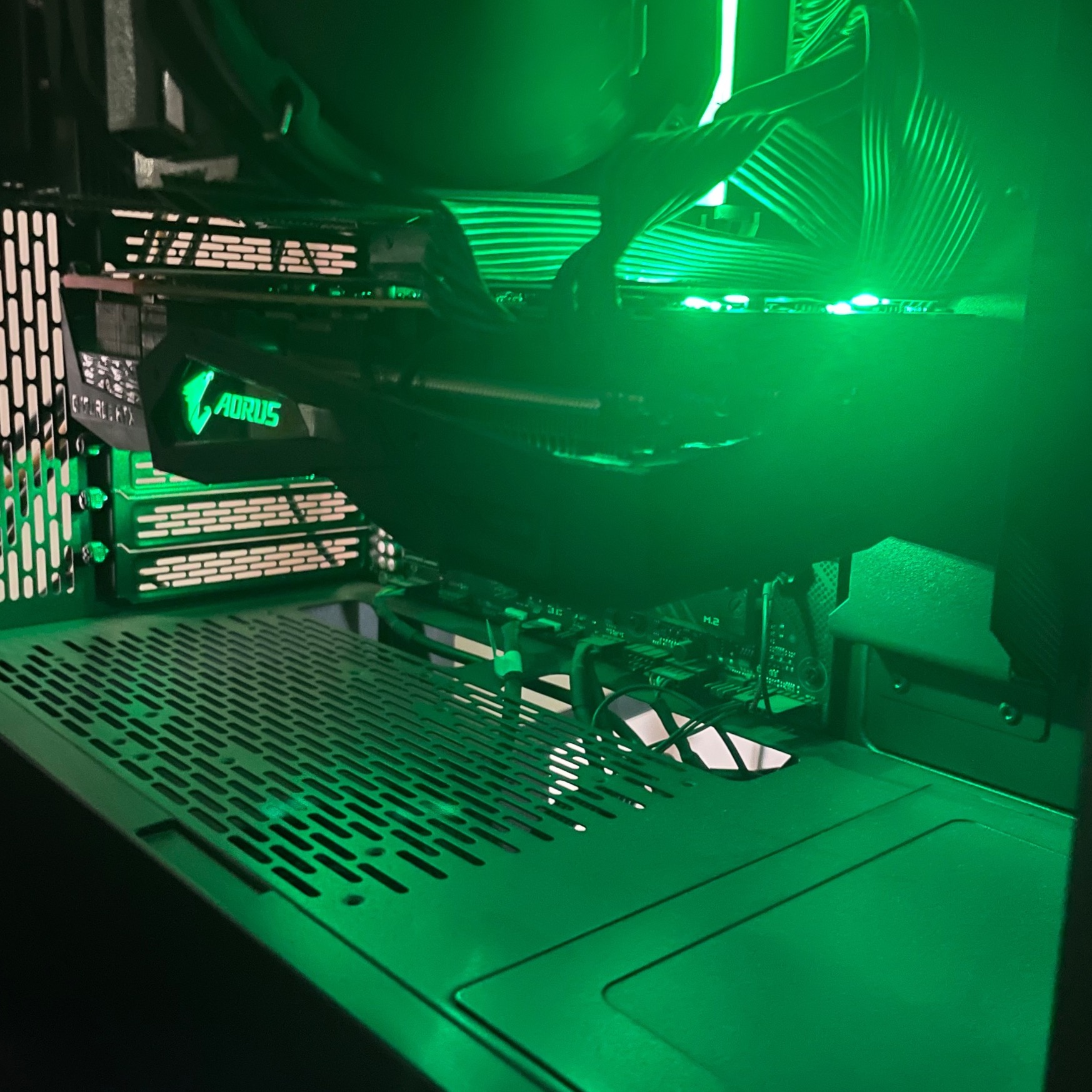 کارت گرافیک Aorus 2080 super