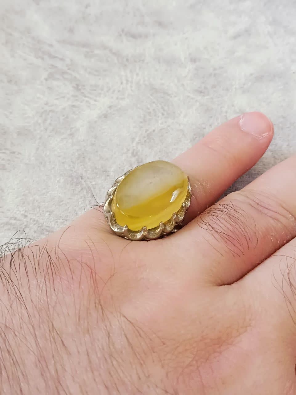 1 عدد انگشتر عقیق زرد آبدار(تصویر اول)