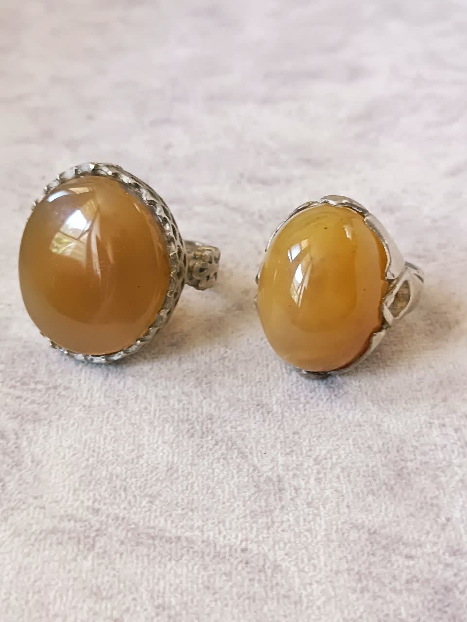 انگشتر عقیق عسلی و نباتی مردانه