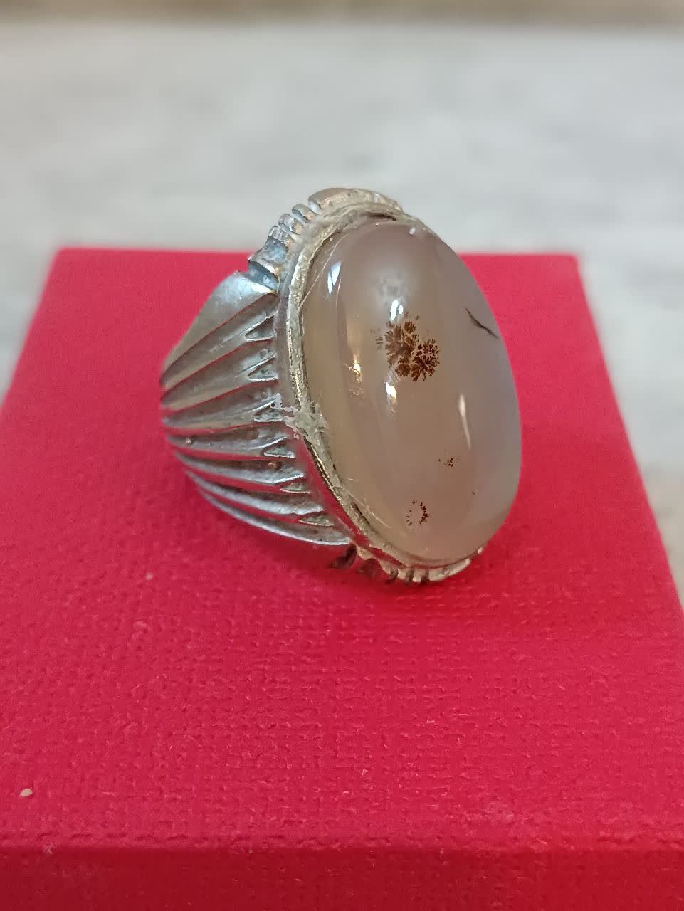 انگشتر شجر قاصدکی زیبا