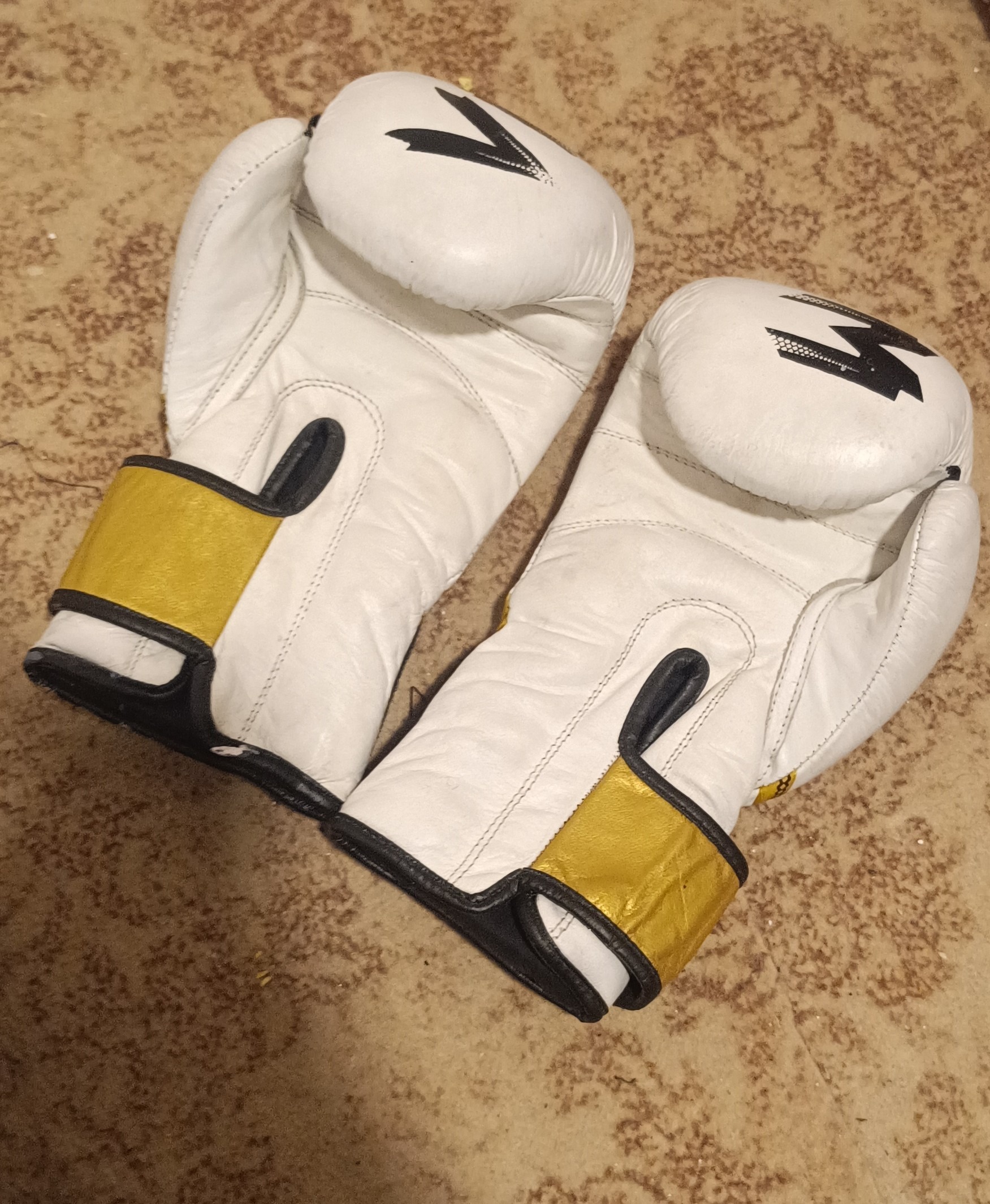 دستکش بوکس ونوم