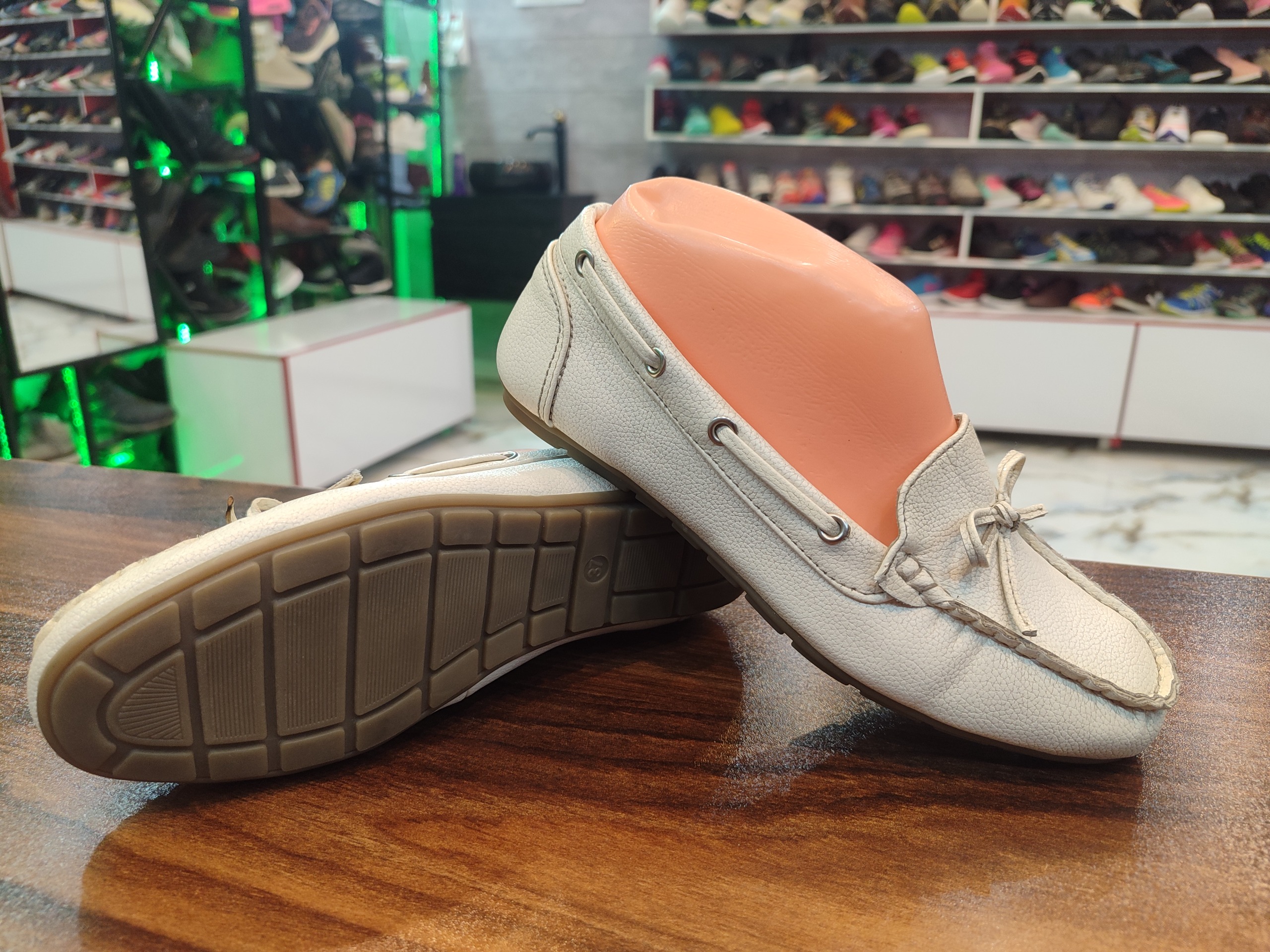 کالج اورجینال خارجی