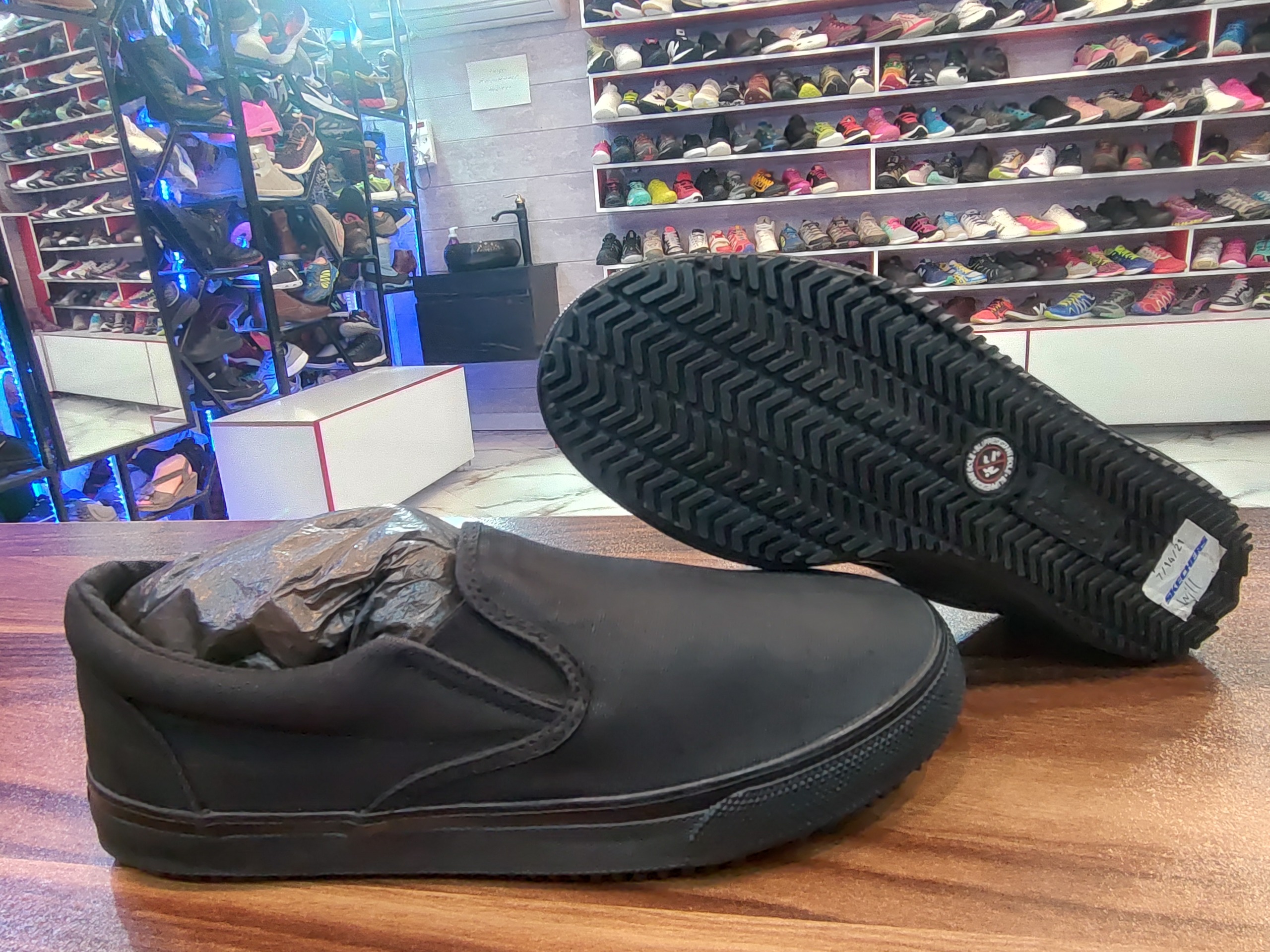 کتونی اورجینال اسکیچرز