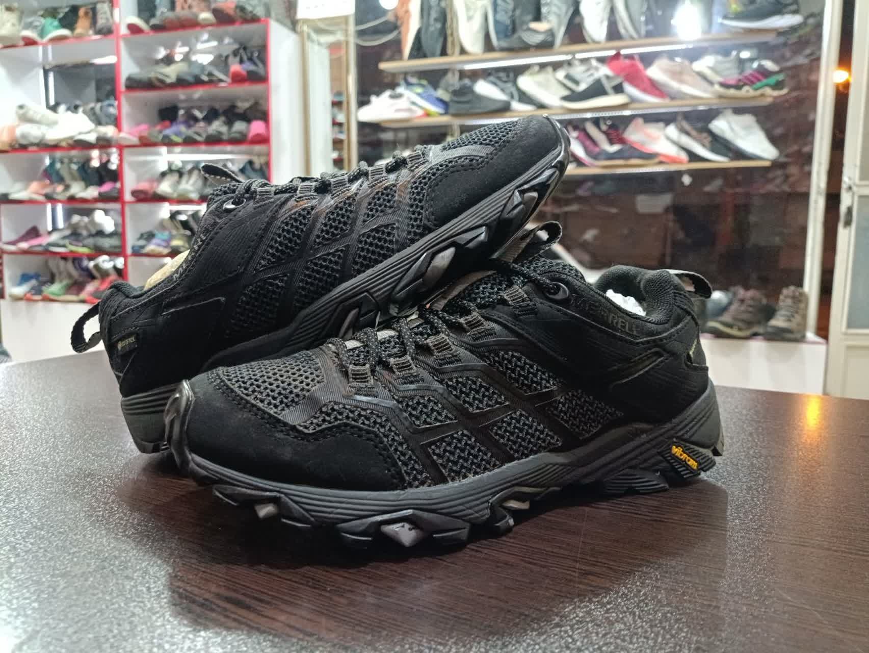 کتونی اورجینال مرل