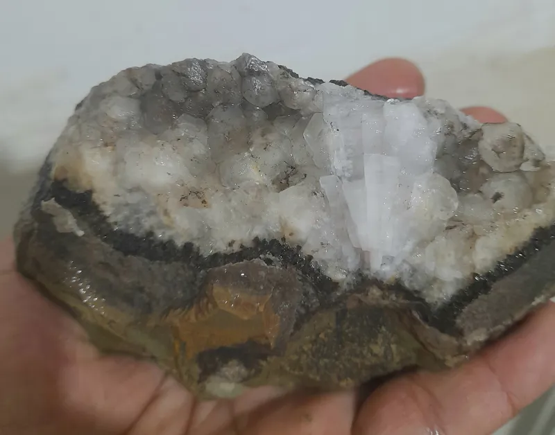 سنگ زیبای طبیعی و کلکسیونی کوارتز