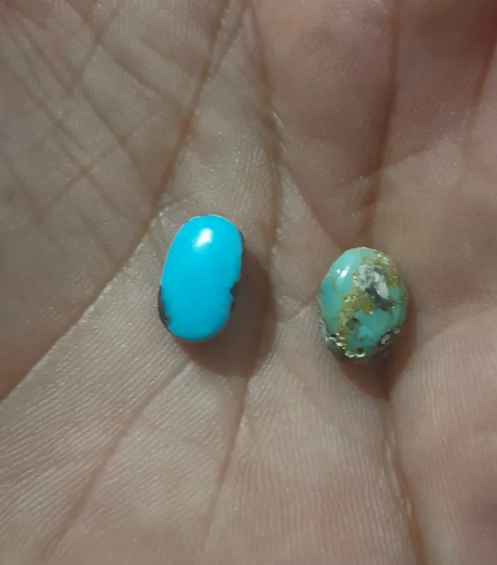 دو عدد نگین اصل  فیروزه نیشابور