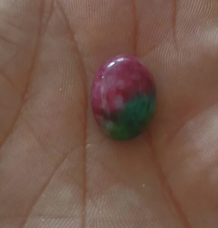 نگین سنگ طبیعی تورمالین