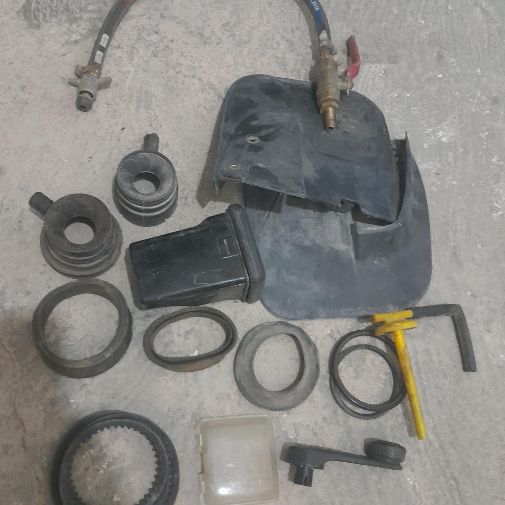 چندین اقلام مخصوص لوازم گاز خودرو پراید