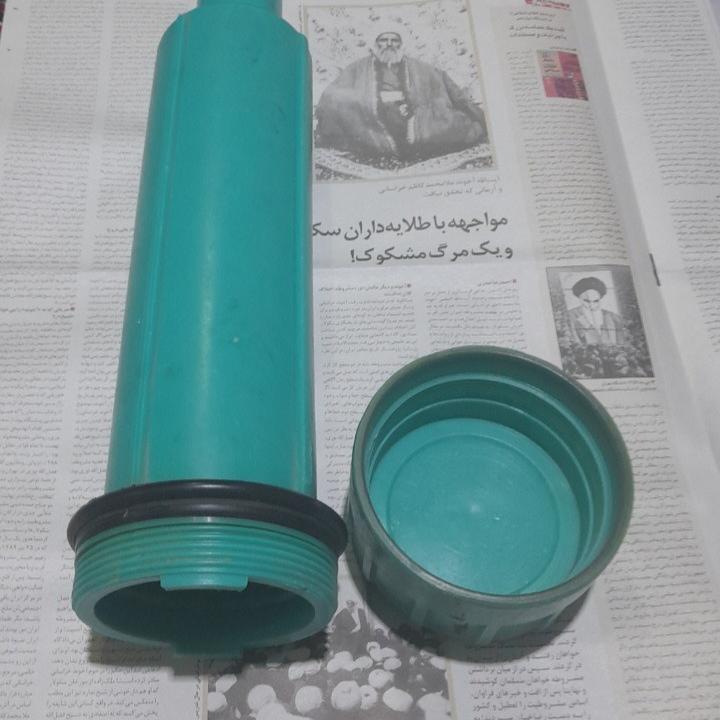 یک قوطی یا جعبه قدیمی نظامی نیمری