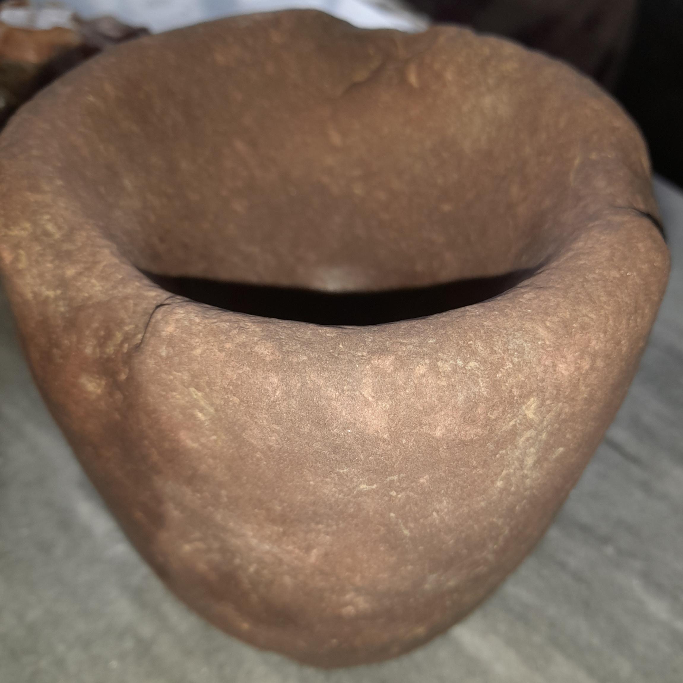 یک عدد هاوون سنگی قدیمی قدمت دار