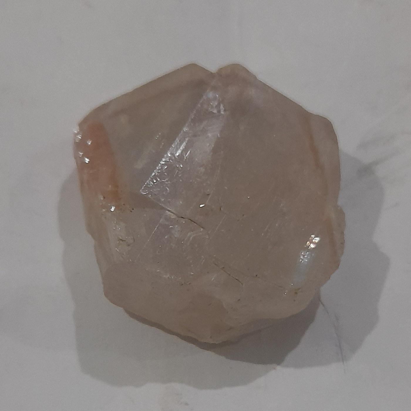 سنگ راف طبیعی الماس صورتی