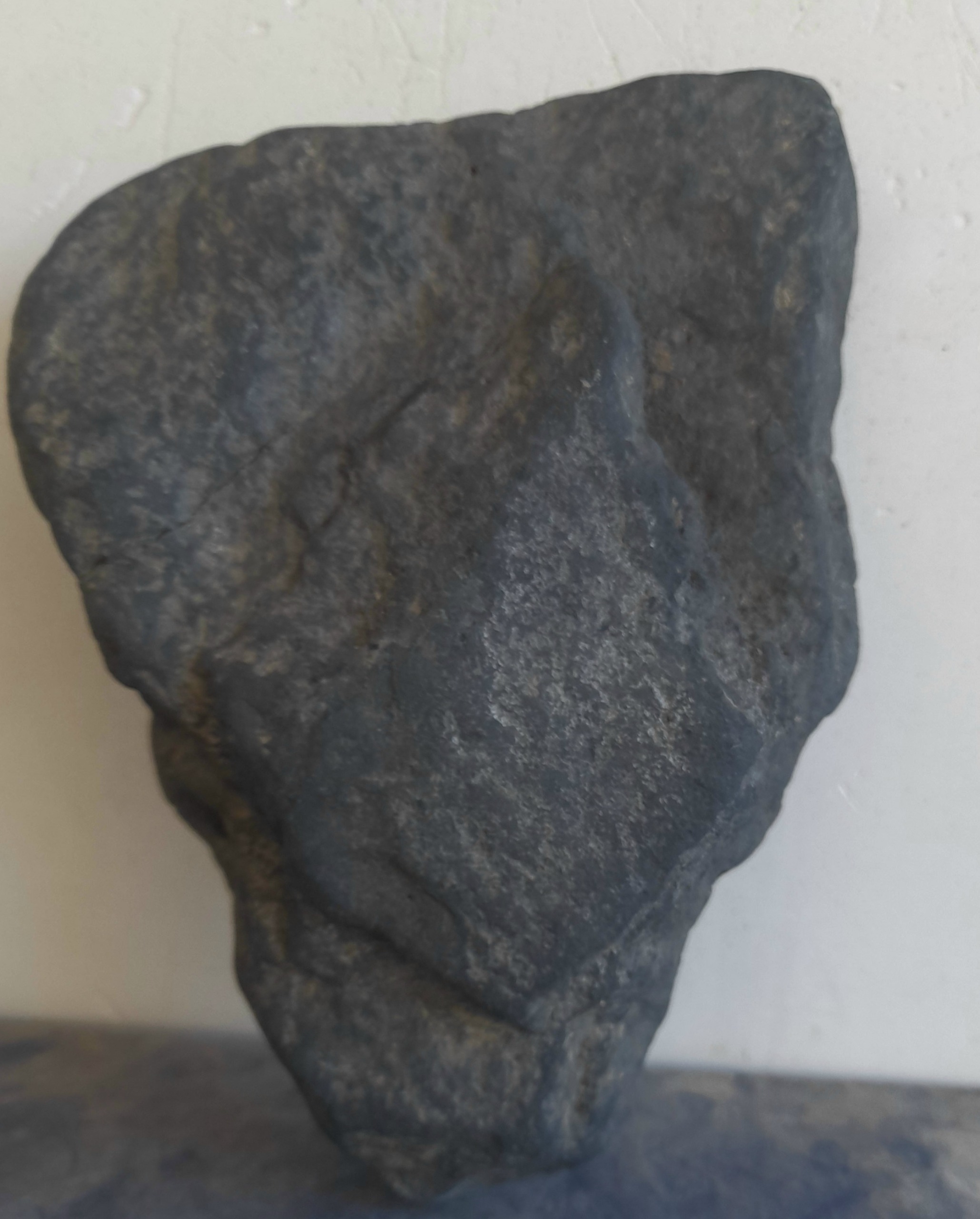 سنگ بزرگ مشکی