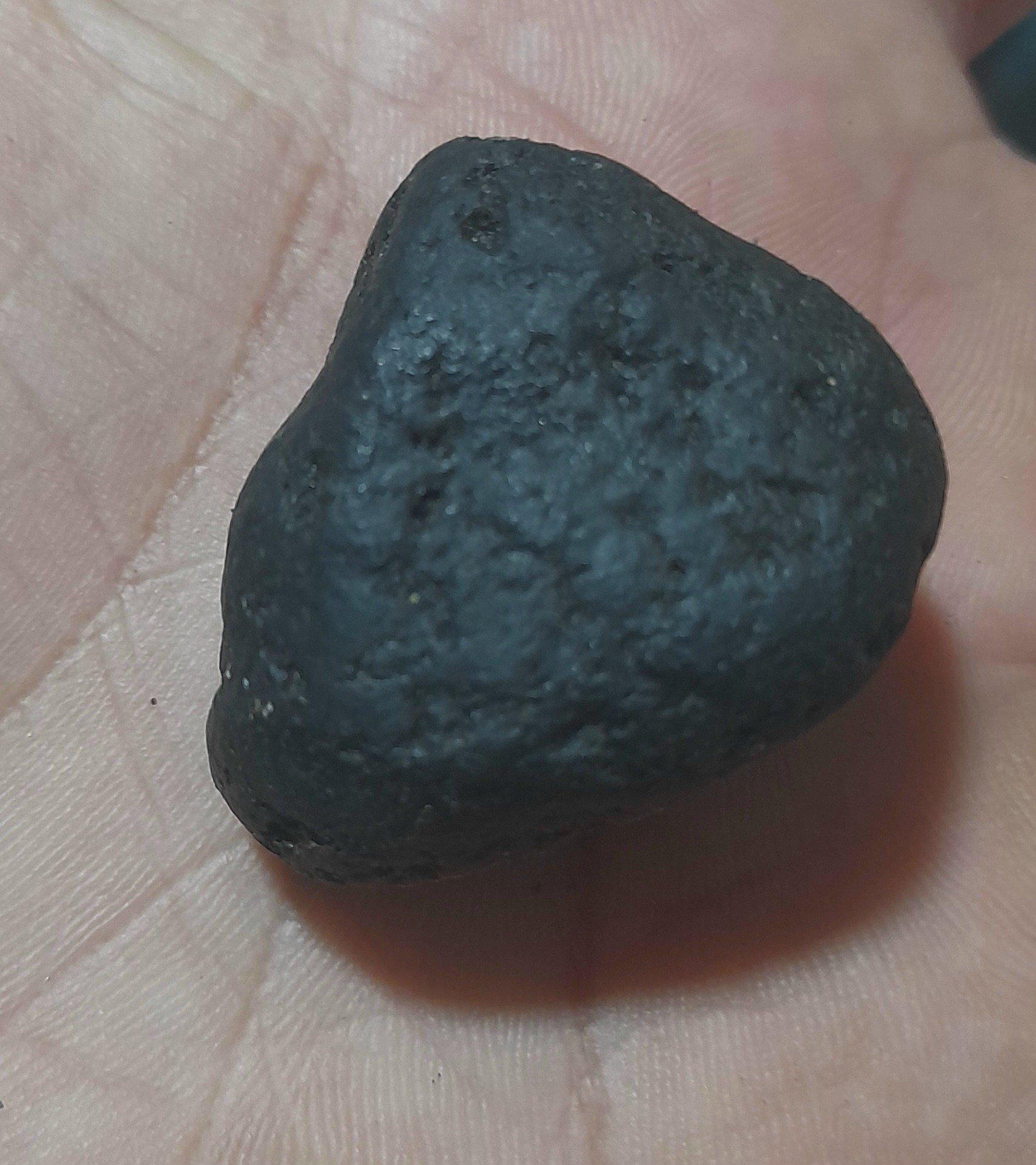 سنگ راف طبیعی مشکی سرافینیت