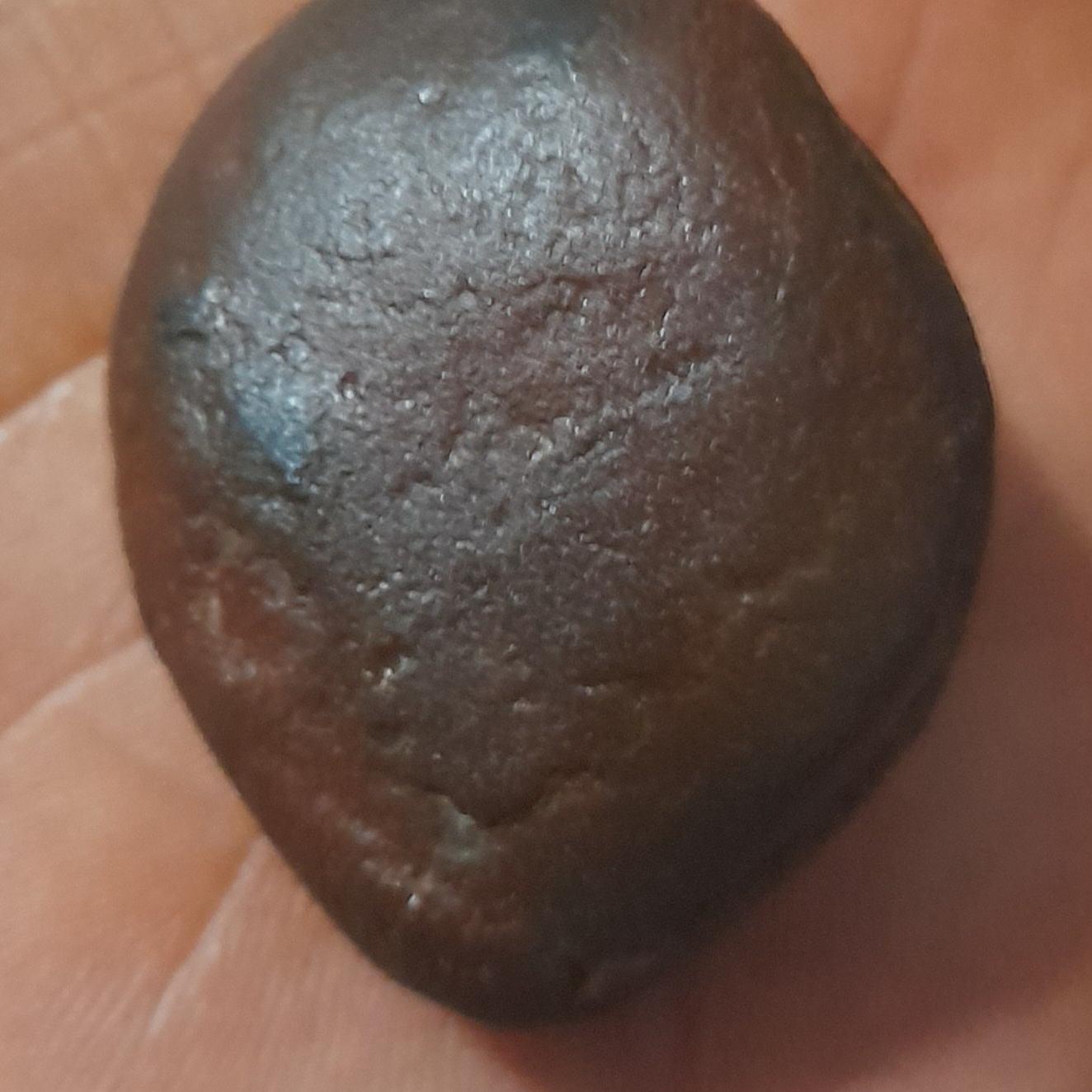 سنگ راف مشکوک به شهاب سنگ جدب دارد