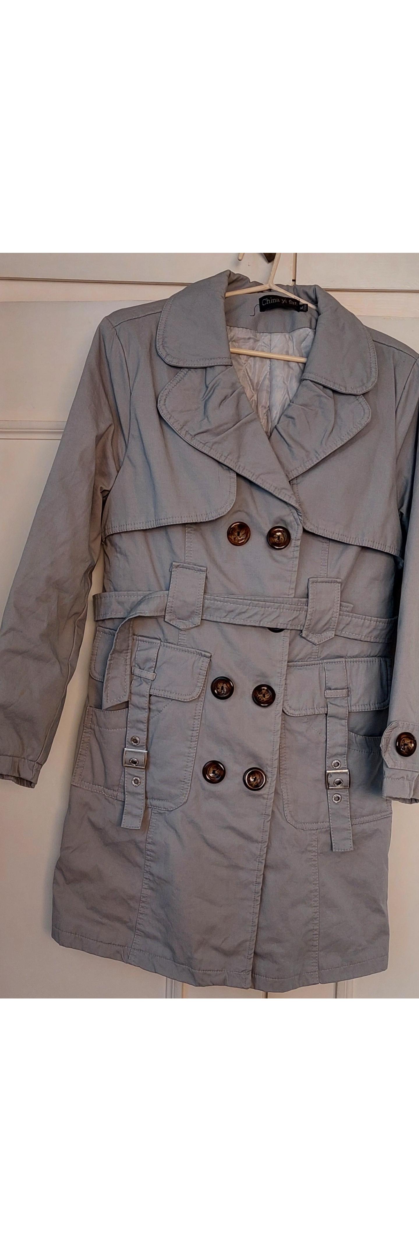 پالتو زنانه خارجی/توضیح دارد