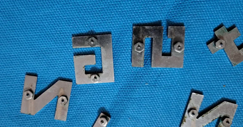 اعداد صفحه ساعت قدیمی