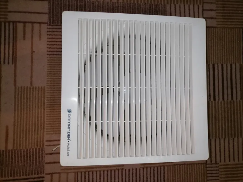 هواکش val_30c4sدمپر دار (دمنده)