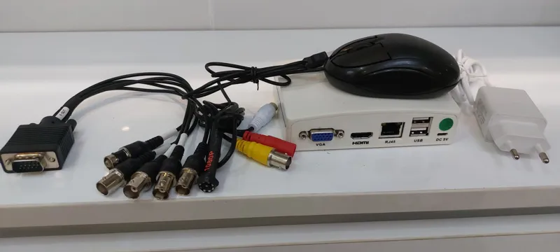 پک کامل DVR خودرو بهمراه 4دوربین مخصوص