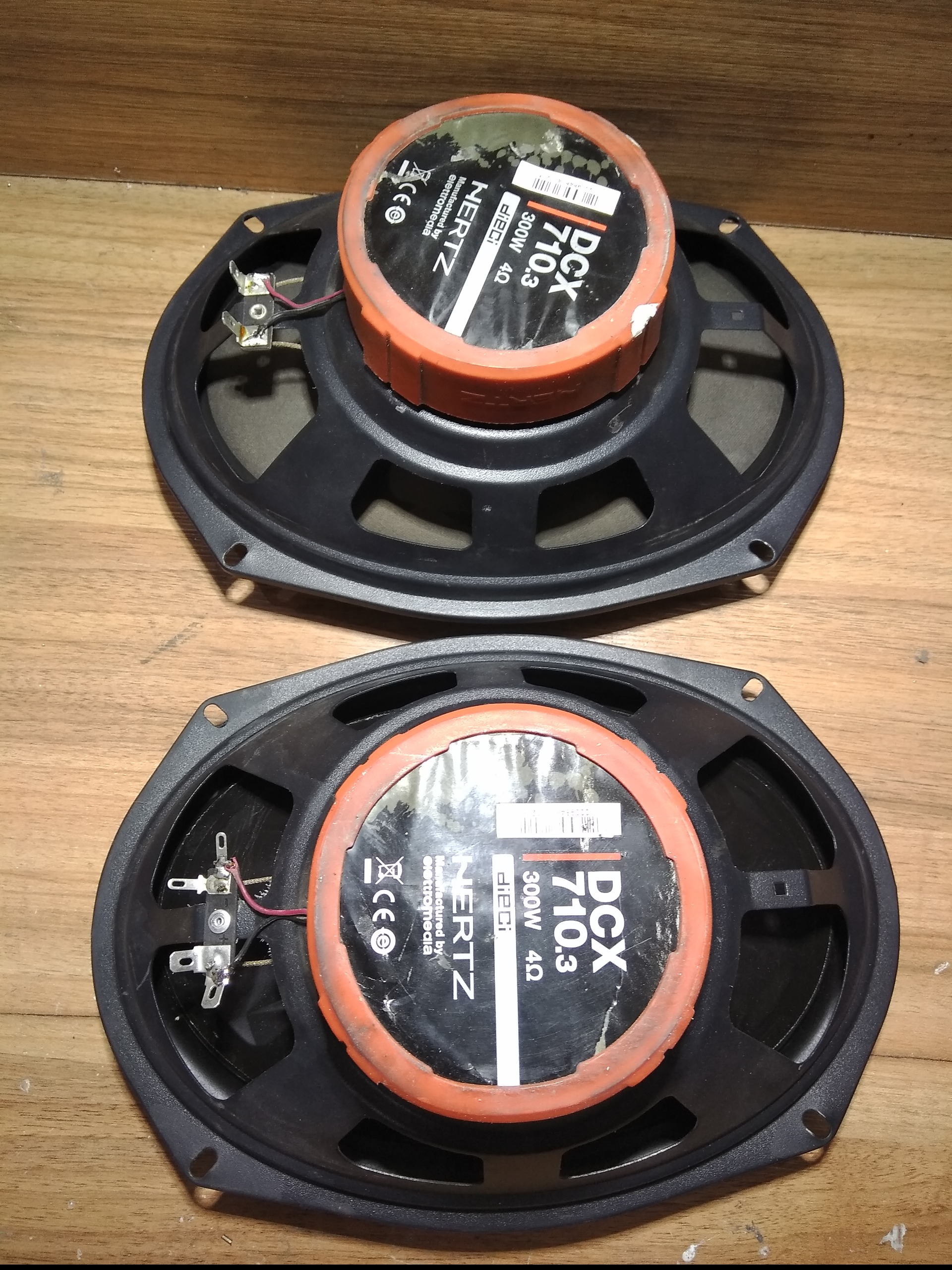 اسپیکر خودرو هرتز dcx710