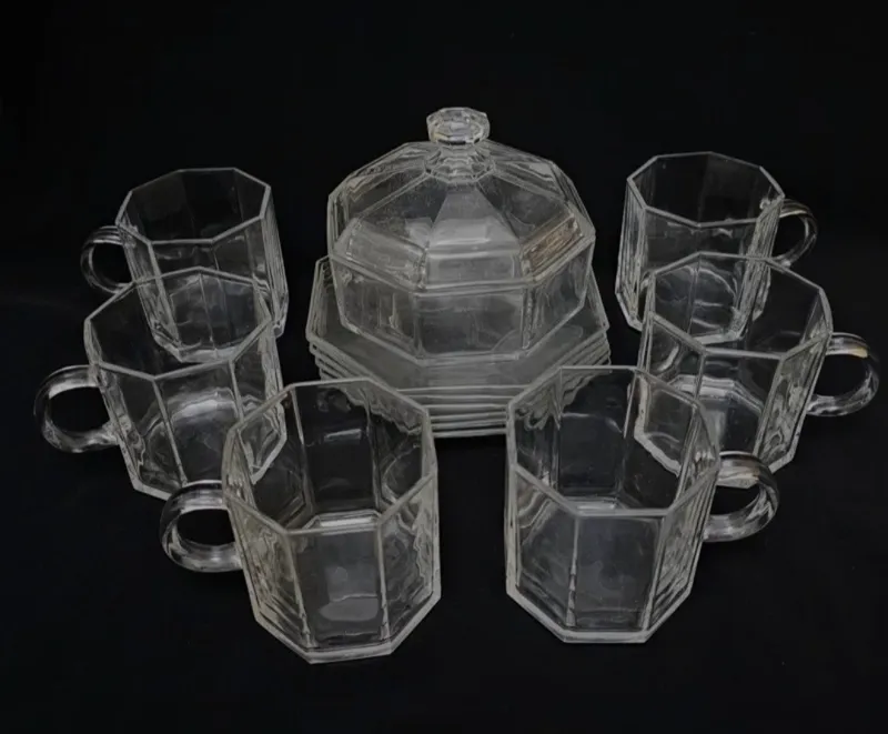 فنجان نعلبکی هشت ضلعی فرانسه