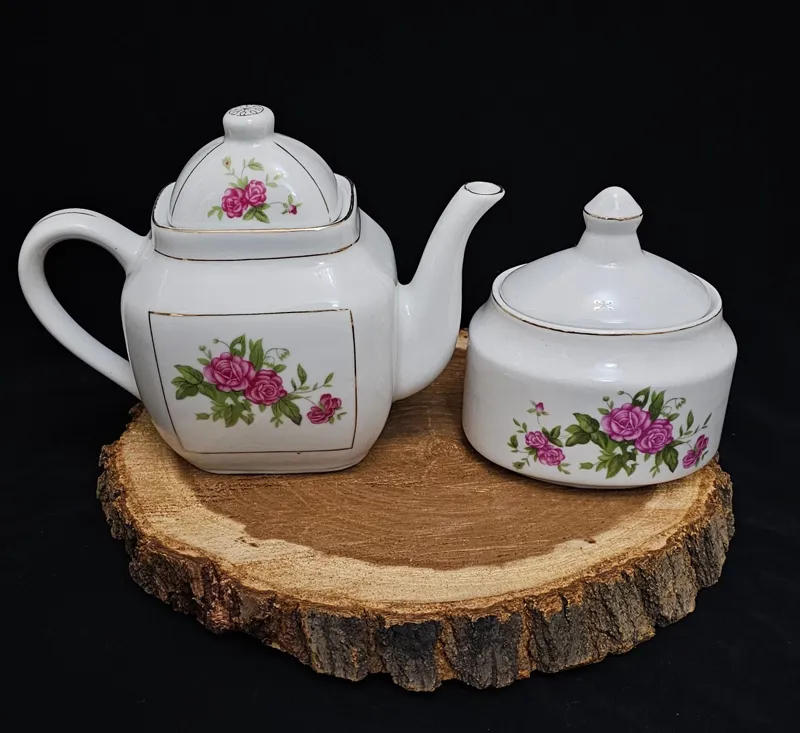 قوری کتابی گلسرخی ست قندان