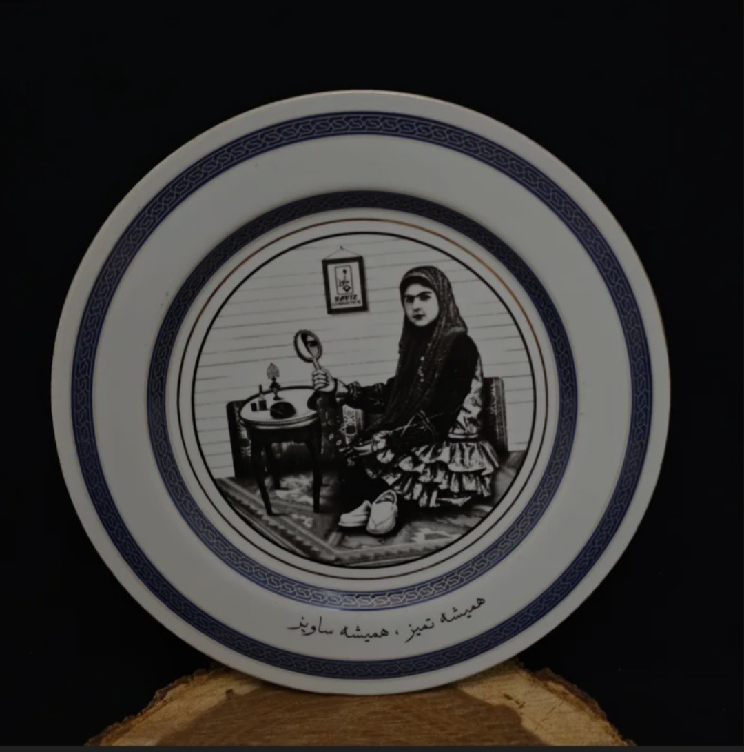 دیوارکوب تبلیغاتی ساویز